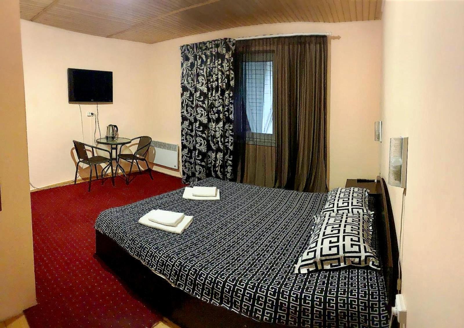 Mini-Hotel Sakvoyage Tjernivtsi Exteriör bild